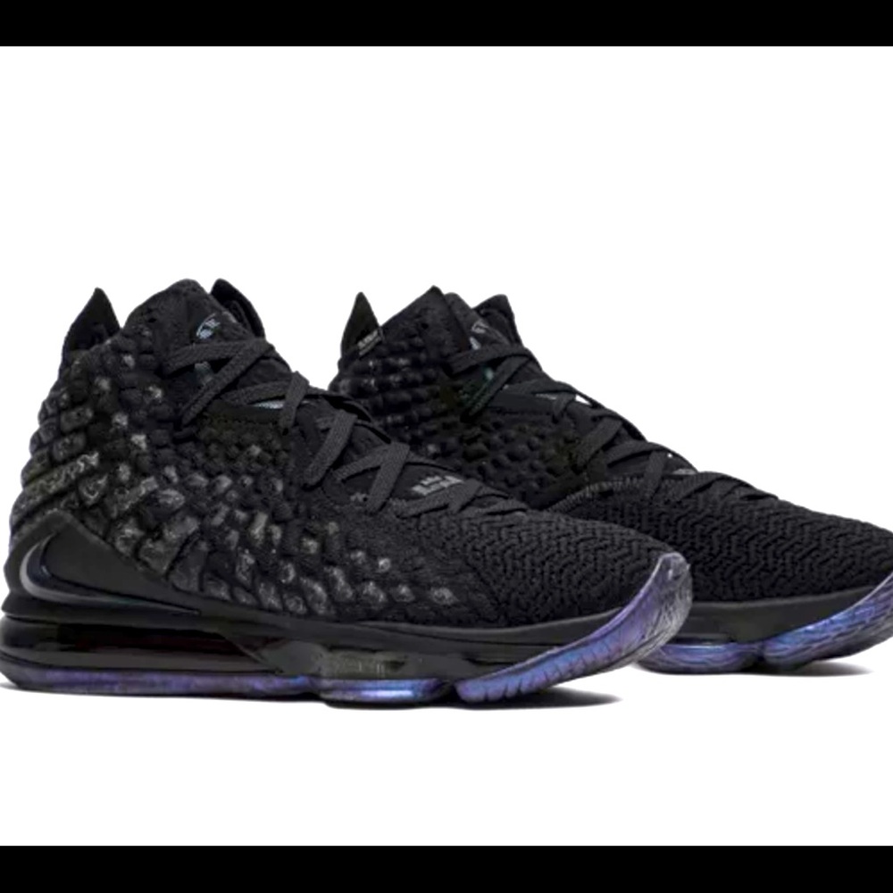 Nike Lebron Currency 17